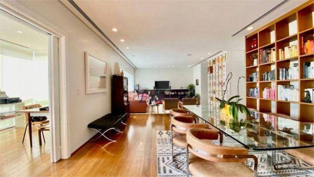 Apartamento, 3 quartos, 211 m² - Foto 2