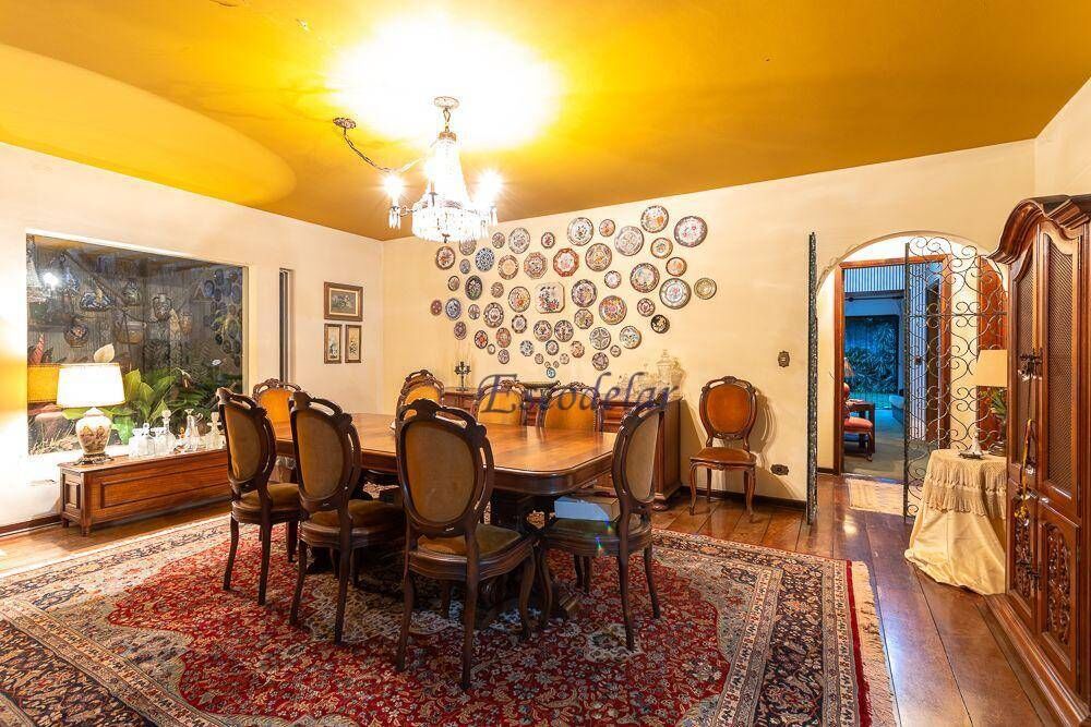 Sobrado, 3 quartos, 455 m² - Foto 1
