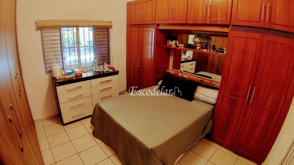 Casa, 4 quartos, 191 m² - Foto 1