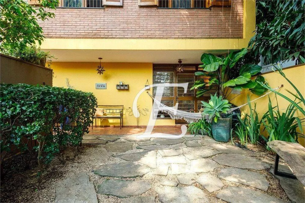 Casa, 4 quartos, 304 m² - Foto 2
