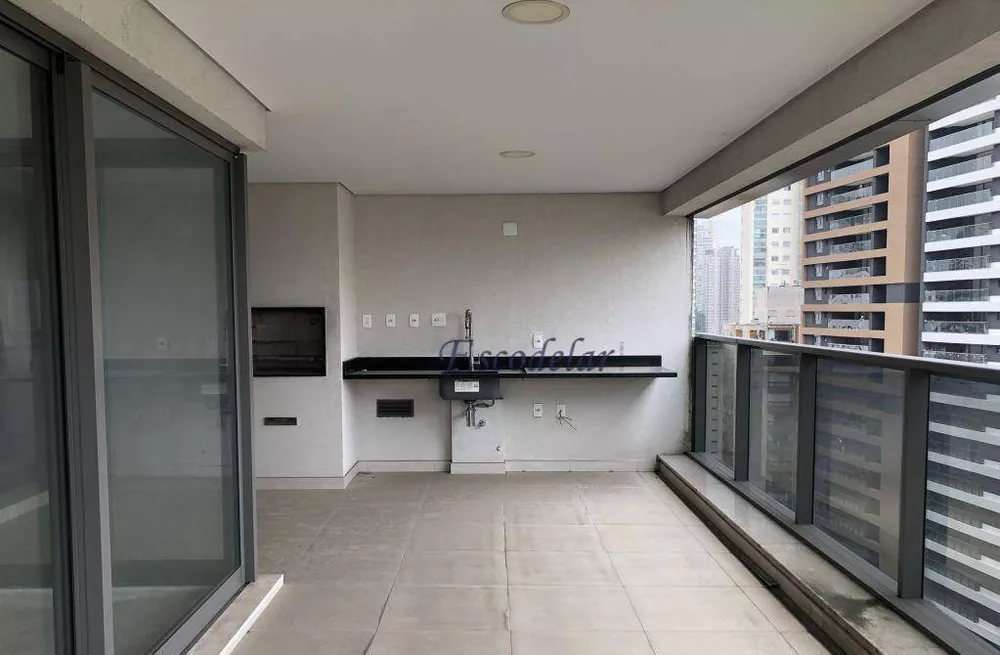 Apartamento à venda com 3 quartos, 192m² - Foto 1