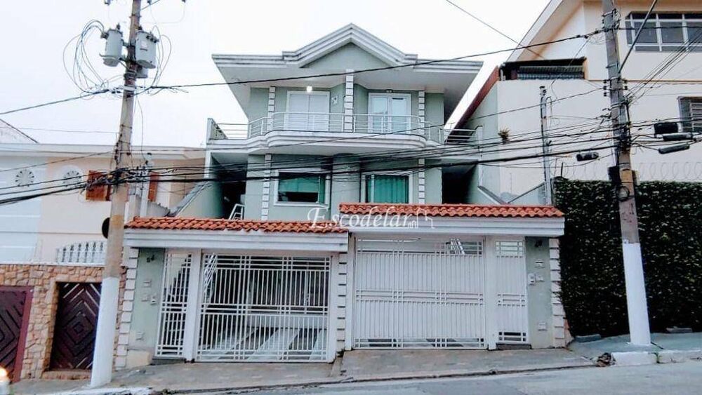 Sobrado, 3 quartos, 196 m² - Foto 1