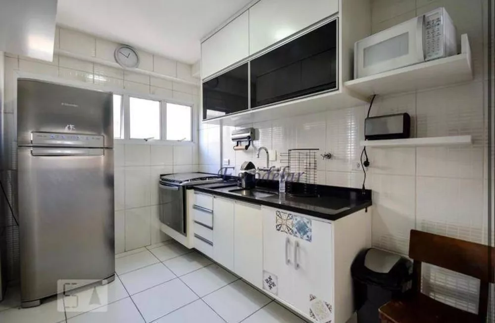 Apartamento à venda com 2 quartos, 67m² - Foto 3