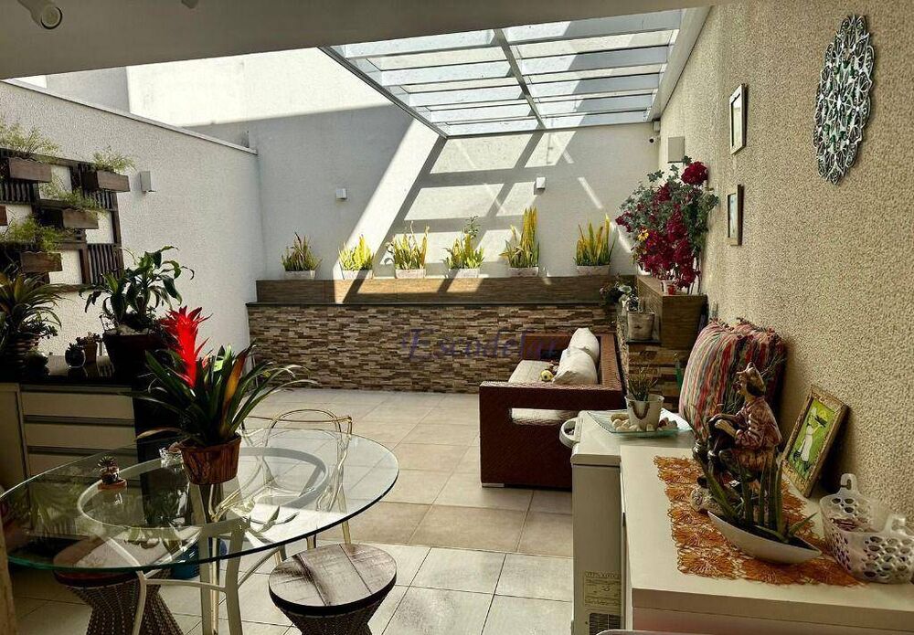 Sobrado, 3 quartos, 250 m² - Foto 1