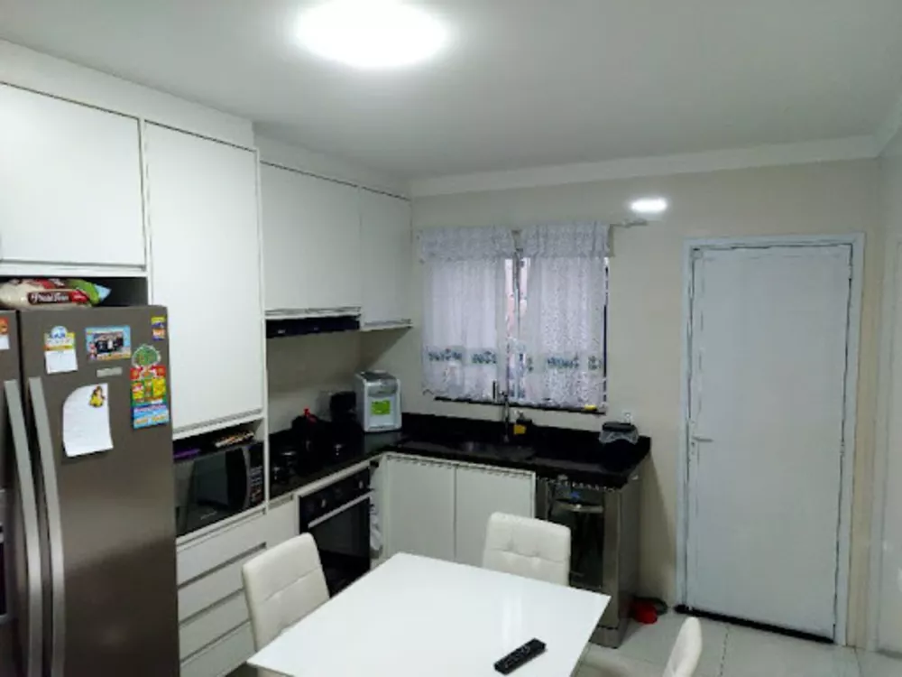 Sobrado à venda com 3 quartos, 113m² - Foto 1