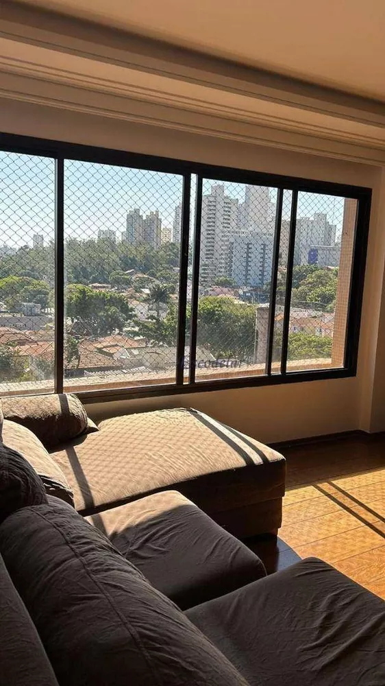 Apartamento à venda com 3 quartos, 212m² - Foto 2