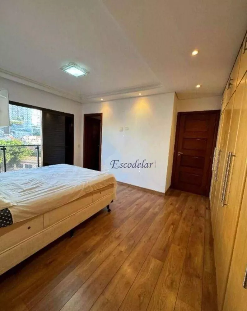 Apartamento à venda com 3 quartos, 212m² - Foto 4