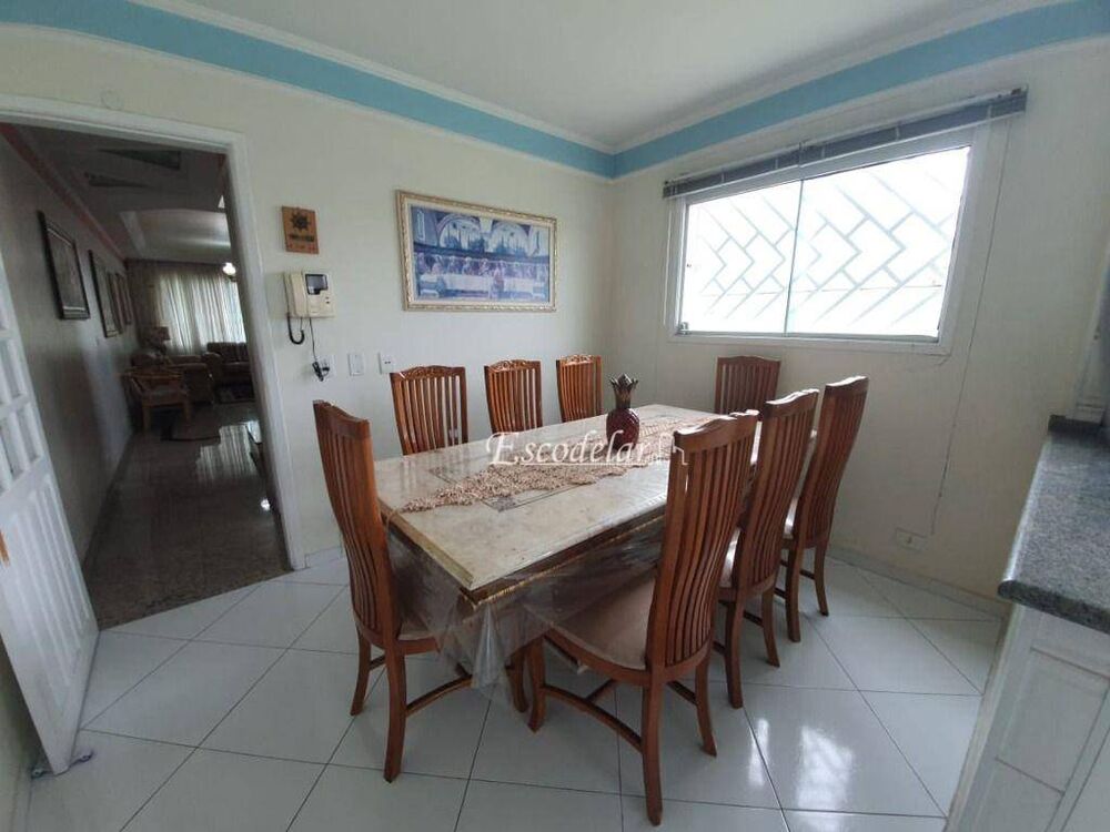 Sobrado, 3 quartos, 228 m² - Foto 4