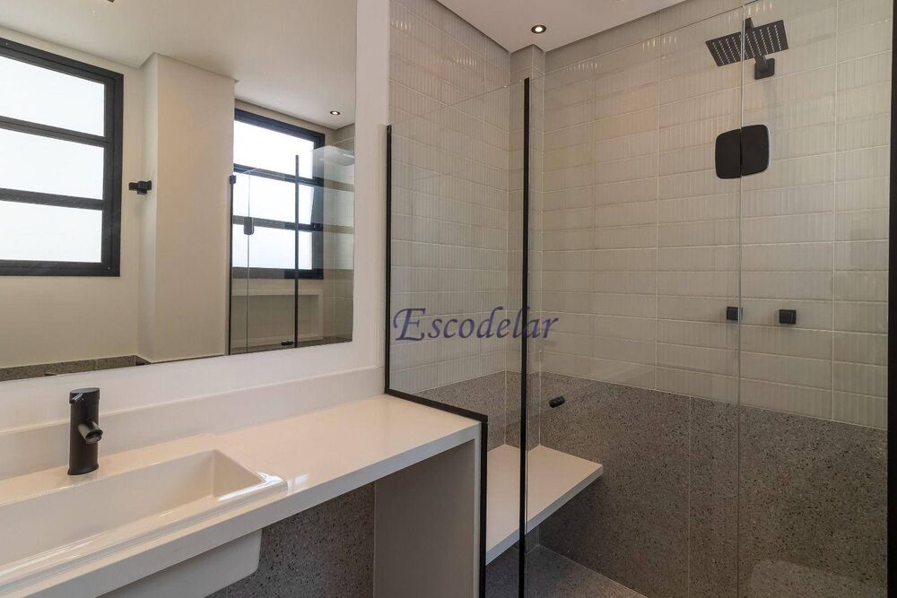 Apartamento, 3 quartos, 212 m² - Foto 1
