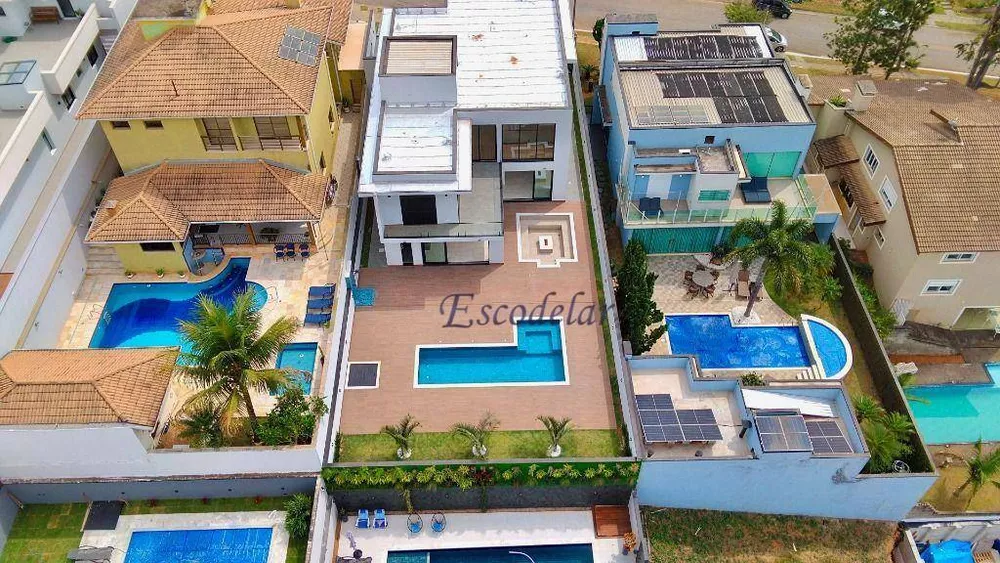 Casa de Condomínio à venda com 4 quartos, 369m² - Foto 3