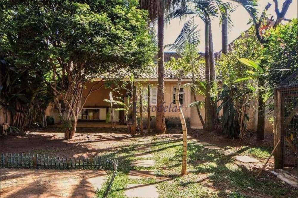 Casa, 4 quartos, 370 m² - Foto 2