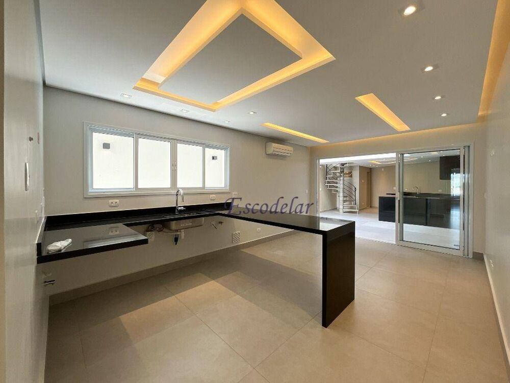 Casa, 3 quartos, 215 m² - Foto 1