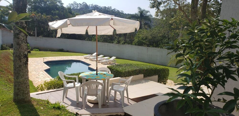 Casa, 4 quartos, 390 m² - Foto 1