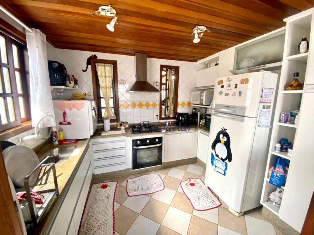 Casa, 4 quartos, 244 m² - Foto 6