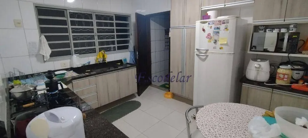 Sobrado, 3 quartos, 209 m² - Foto 2