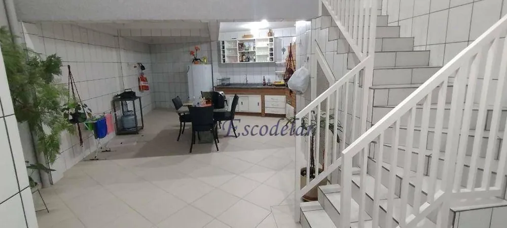 Sobrado, 3 quartos, 209 m² - Foto 1