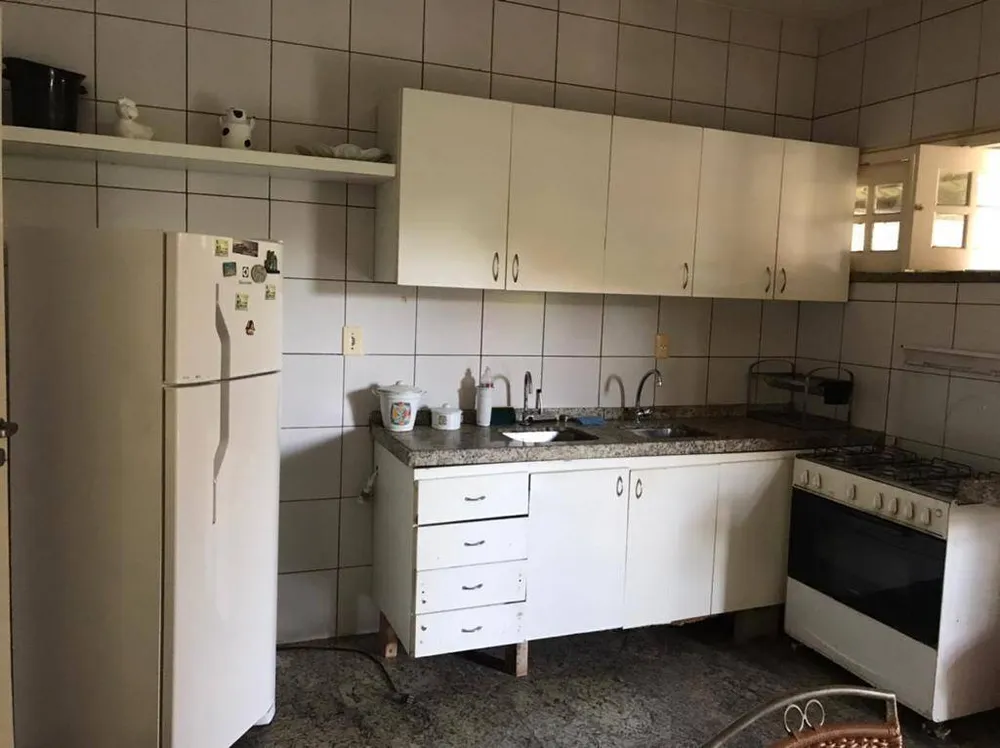 Casa, 6 quartos, 1600 m² - Foto 3