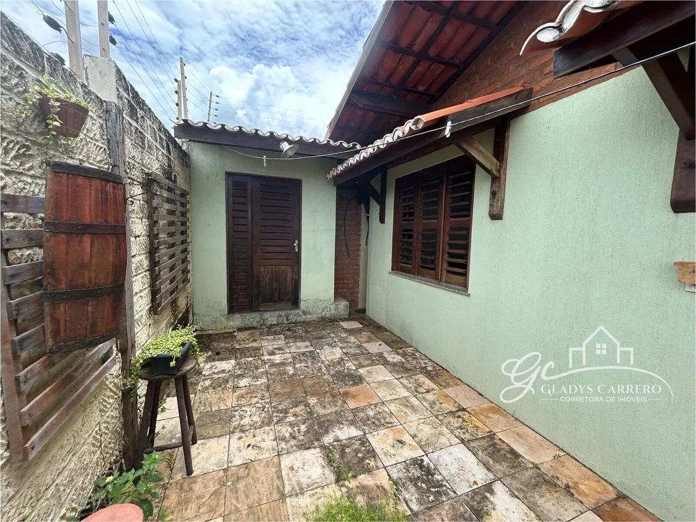 Casa, 4 quartos, 302 m² - Foto 1