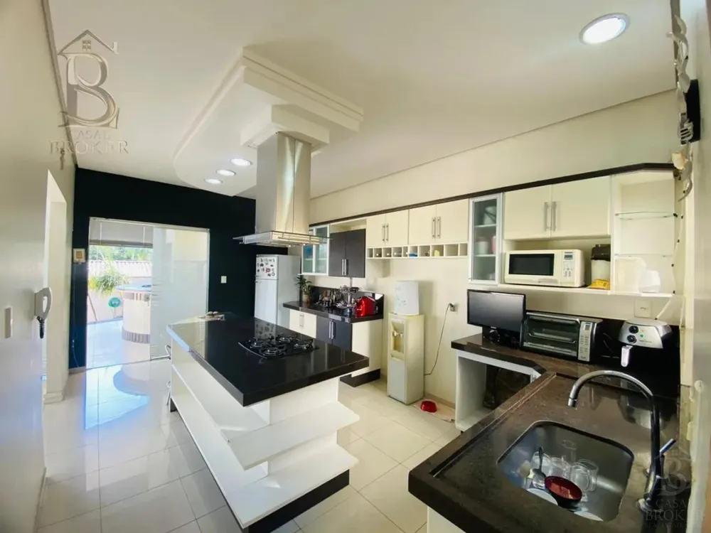 Casa, 3 quartos, 360 m² - Foto 4