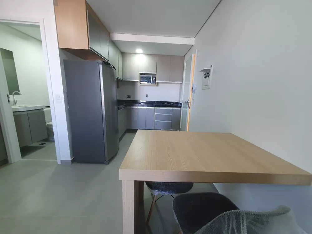 Apartamento para alugar com 1 quarto, 40m² - Foto 1