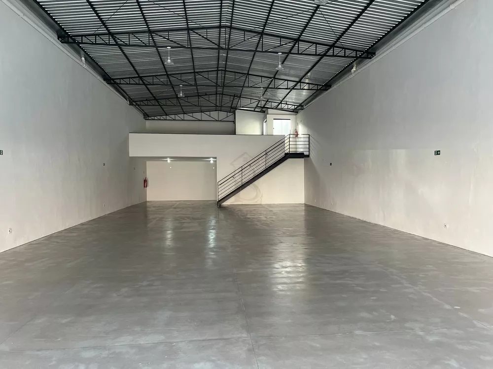 Loja-Salão para alugar, 400m² - Foto 1