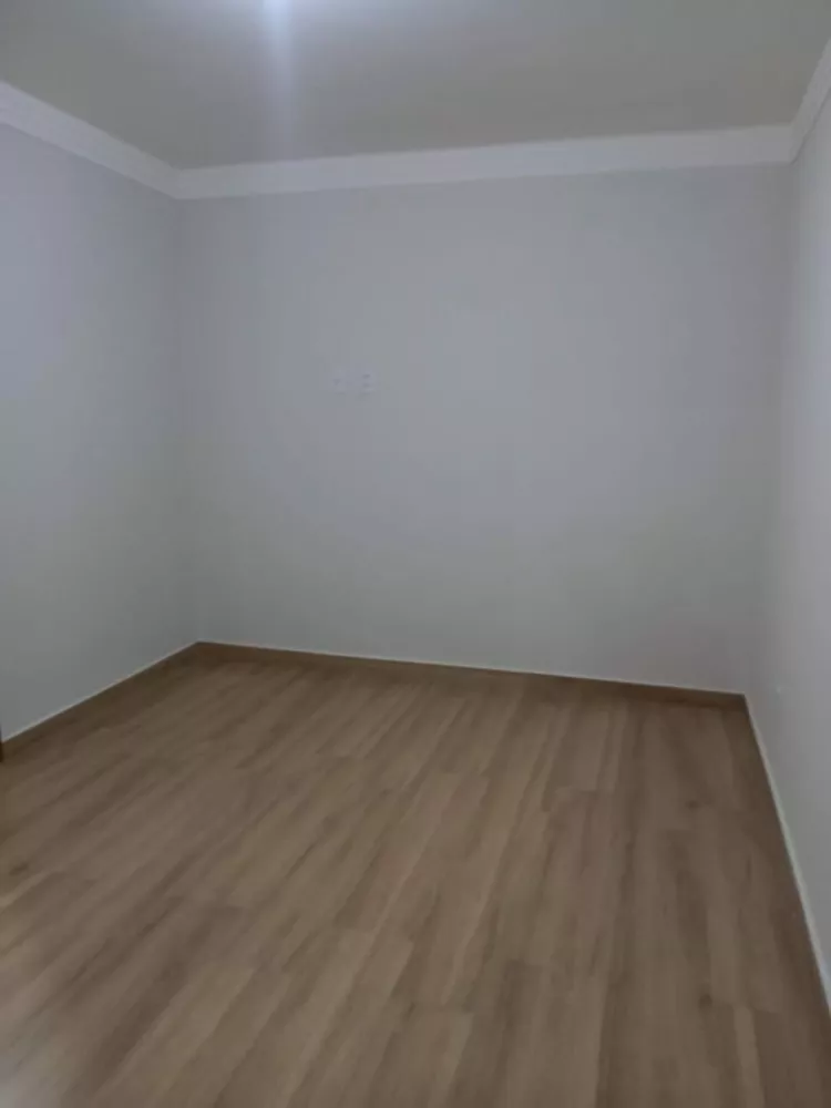 Casa à venda com 3 quartos, 125m² - Foto 4