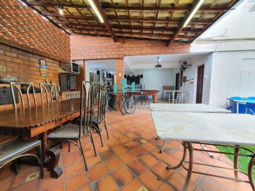 Casa, 5 quartos, 314 m² - Foto 12