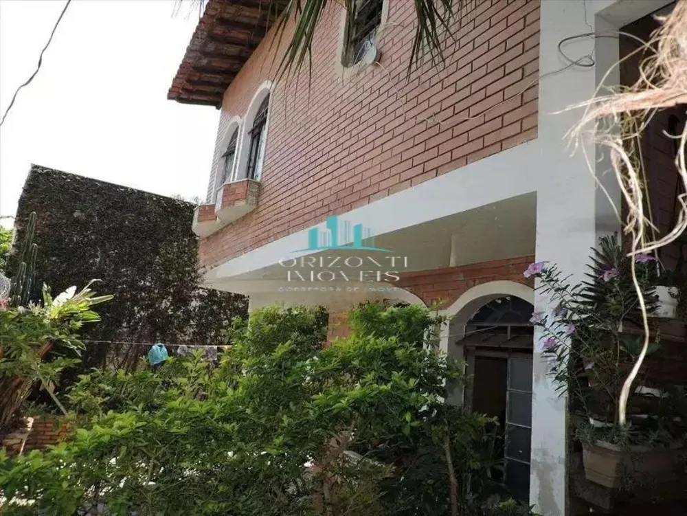 Casa, 3 quartos, 330 m² - Foto 1