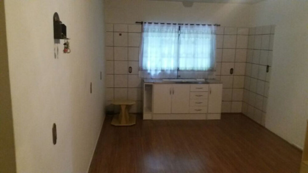 Casa à venda com 3 quartos, 130m² - Foto 3
