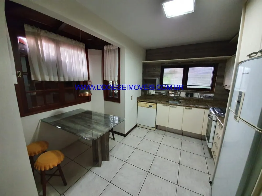 Casa, 3 quartos, 265 m² - Foto 13