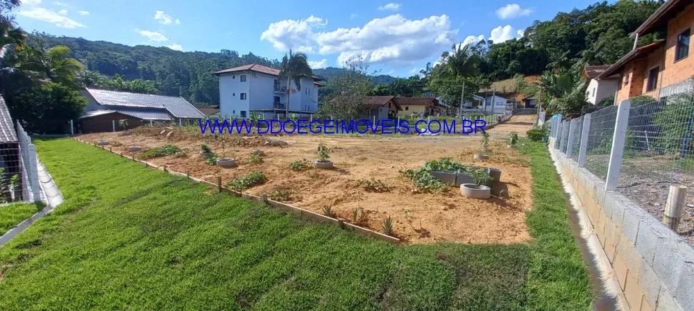 Terreno à venda, 847m² - Foto 1