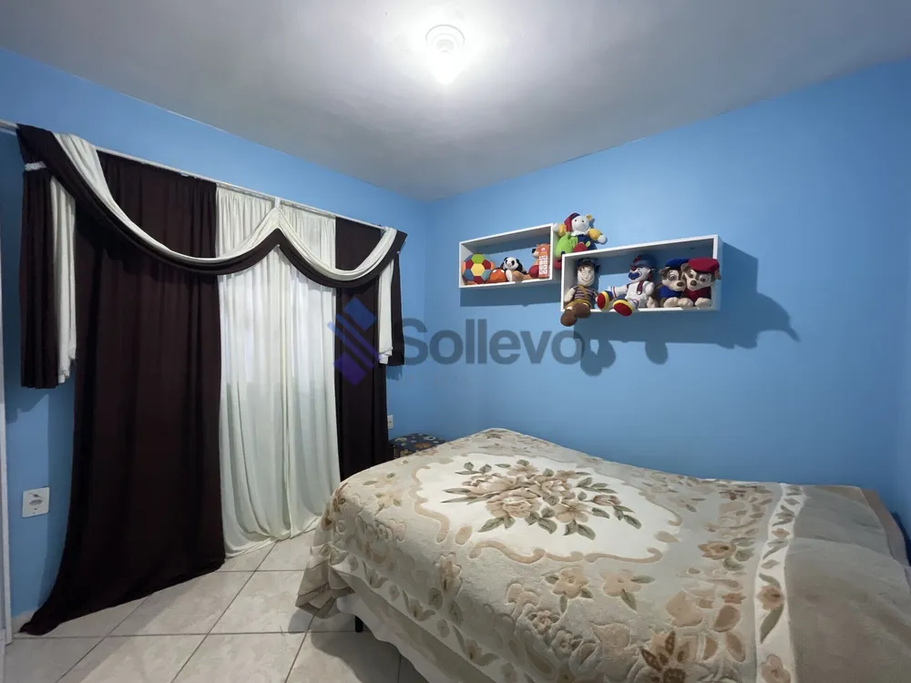 Casa, 3 quartos, 197 m² - Foto 1