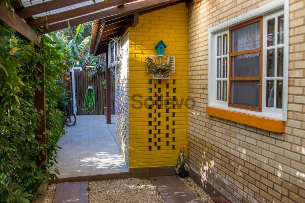Casa à venda com 4 quartos, 230m² - Foto 18