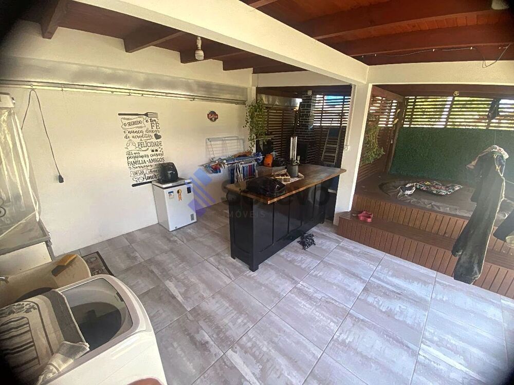Casa, 3 quartos, 200 m² - Foto 2