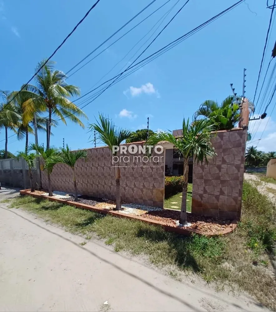Casa, 4 quartos, 176 m² - Foto 1