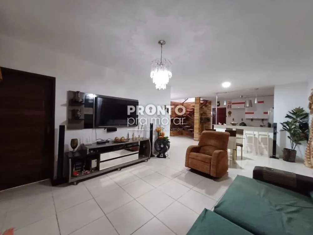 Casa, 4 quartos, 176 m² - Foto 2