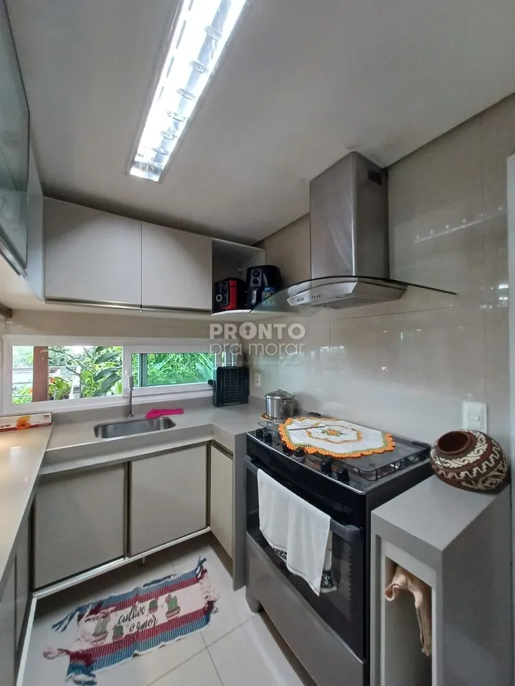 Casa, 5 quartos, 252 m² - Foto 4