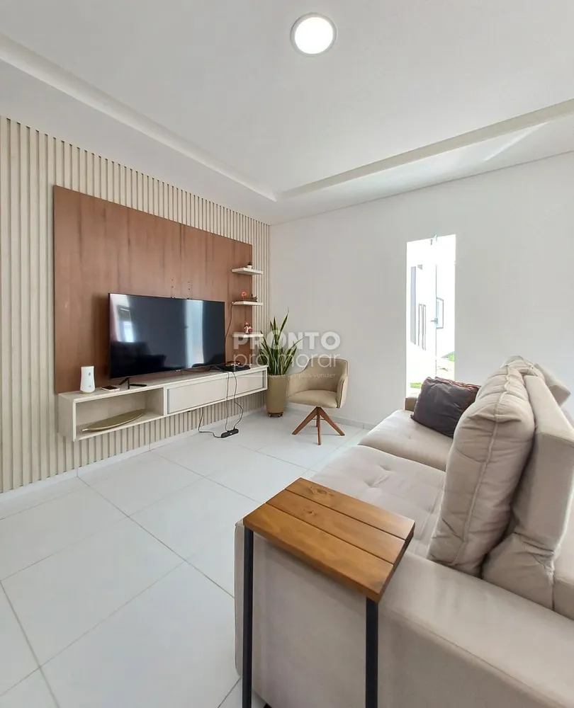 Casa, 3 quartos, 109 m² - Foto 1