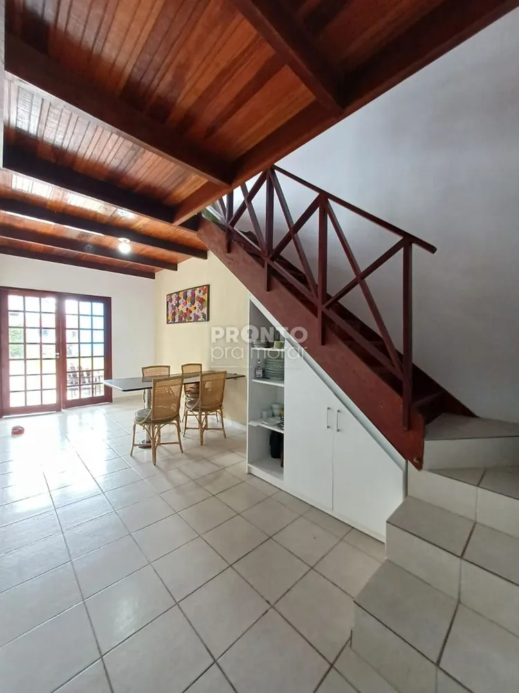 Casa, 5 quartos, 105 m² - Foto 2