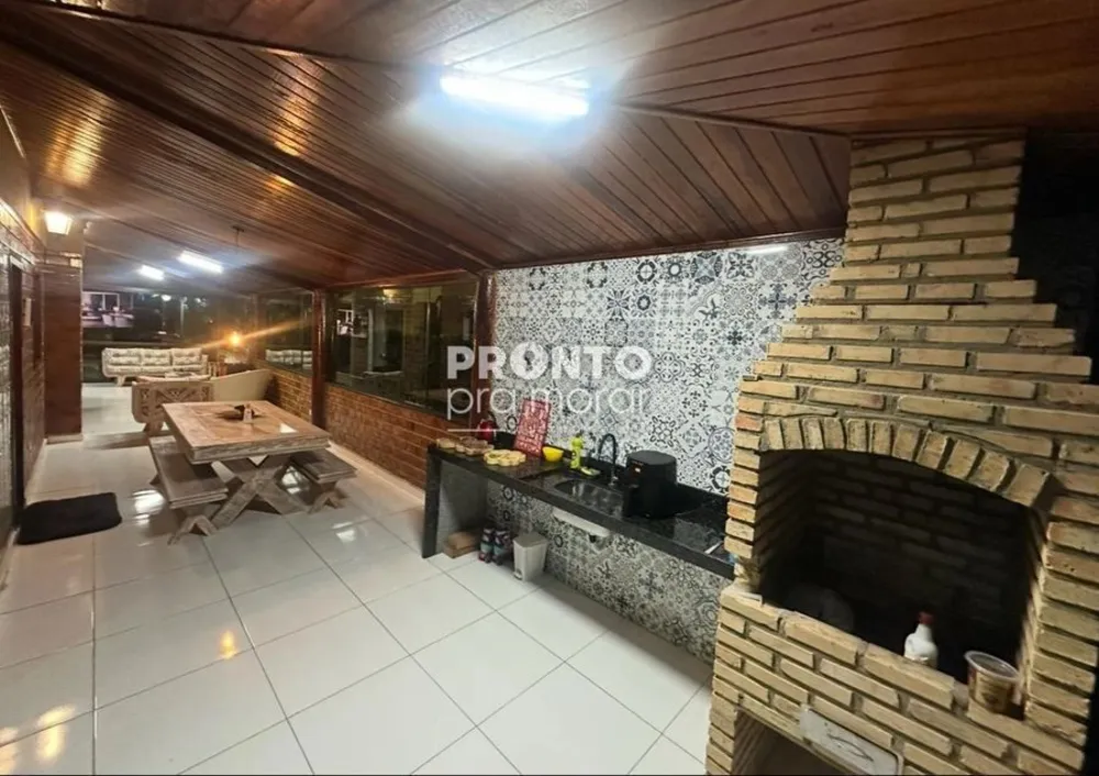 Casa, 4 quartos, 141 m² - Foto 2