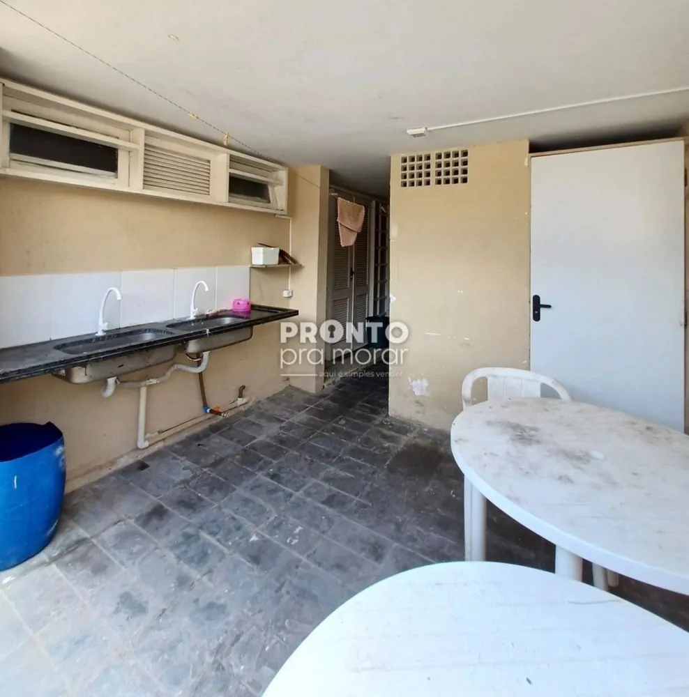Casa, 6 quartos, 166 m² - Foto 3