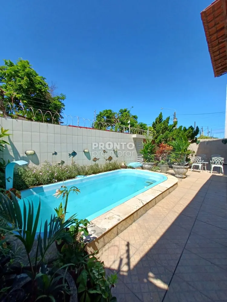 Casa, 4 quartos, 324 m² - Foto 1