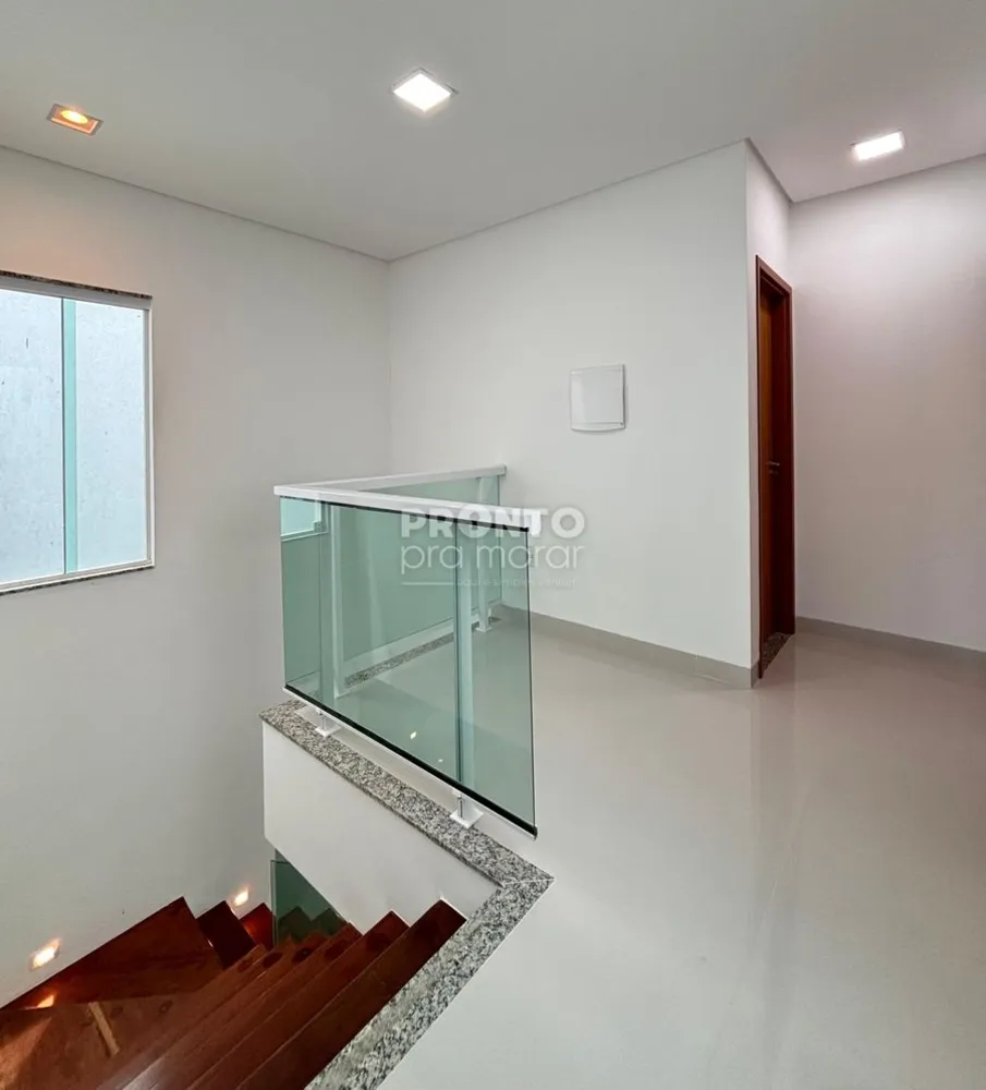 Casa, 4 quartos, 198 m² - Foto 2