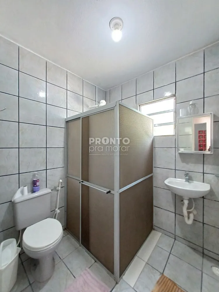 Casa, 4 quartos, 204 m² - Foto 1