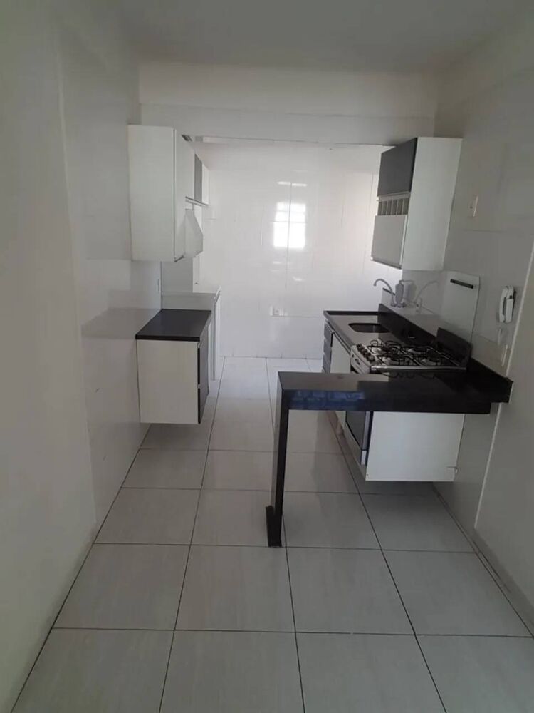 Apartamento à venda com 2 quartos, 70m² - Foto 6