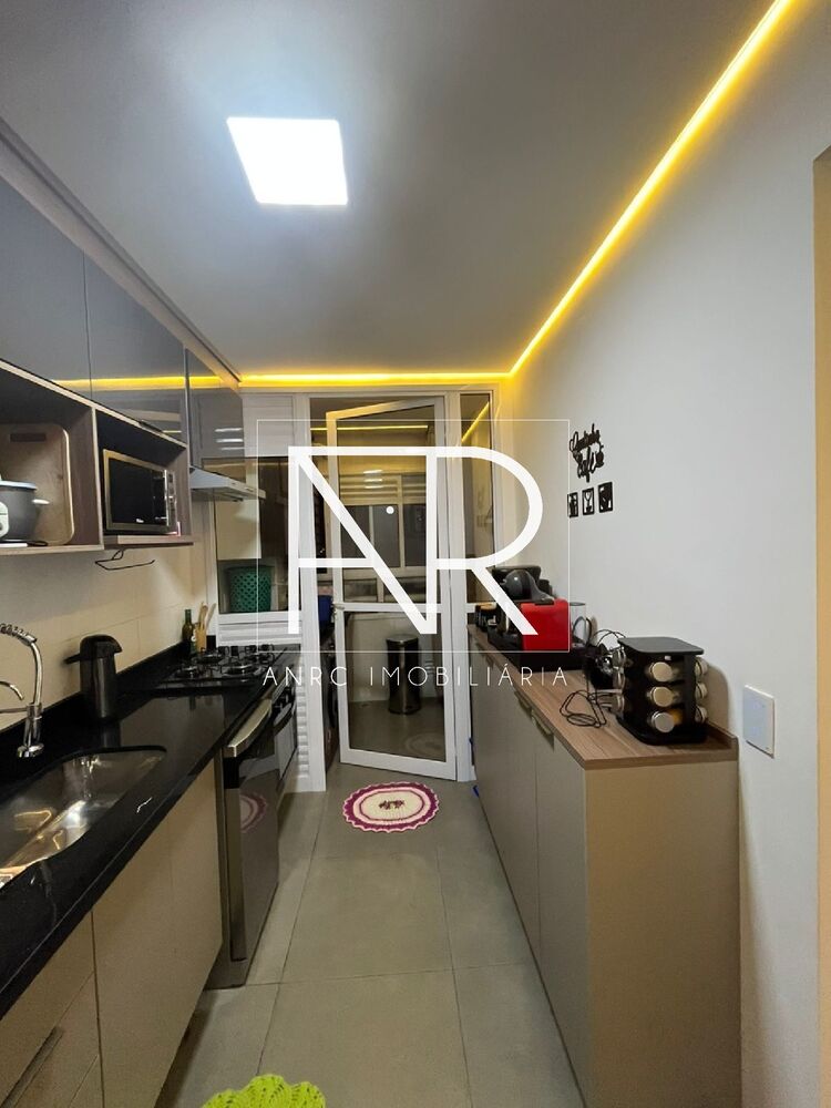 Apartamento, 3 quartos, 71 m² - Foto 2