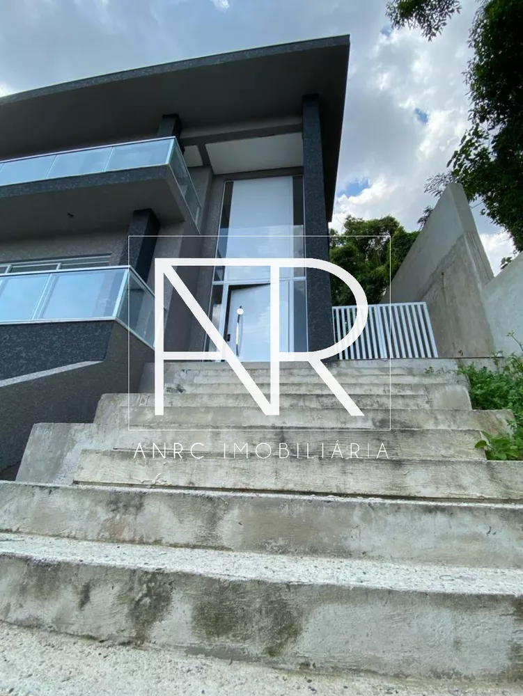 Casa, 4 quartos, 323 m² - Foto 1