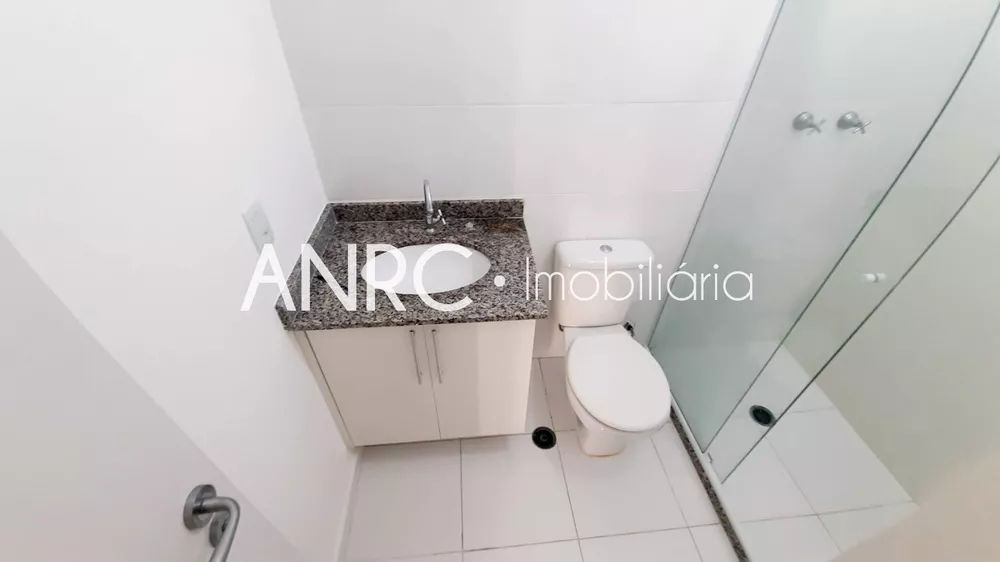 Apartamento para alugar com 2 quartos, 69m² - Foto 9