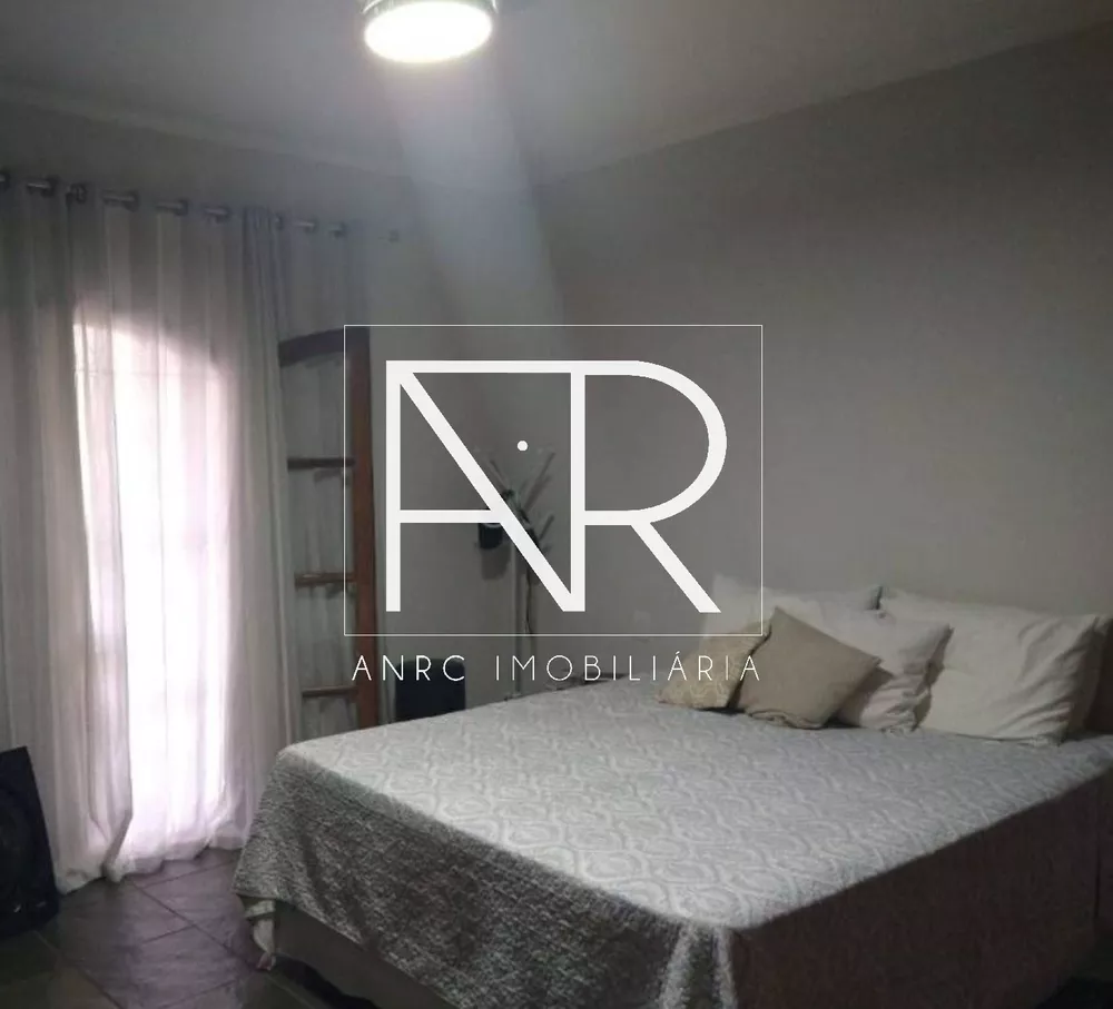 Casa, 4 quartos, 242 m² - Foto 8