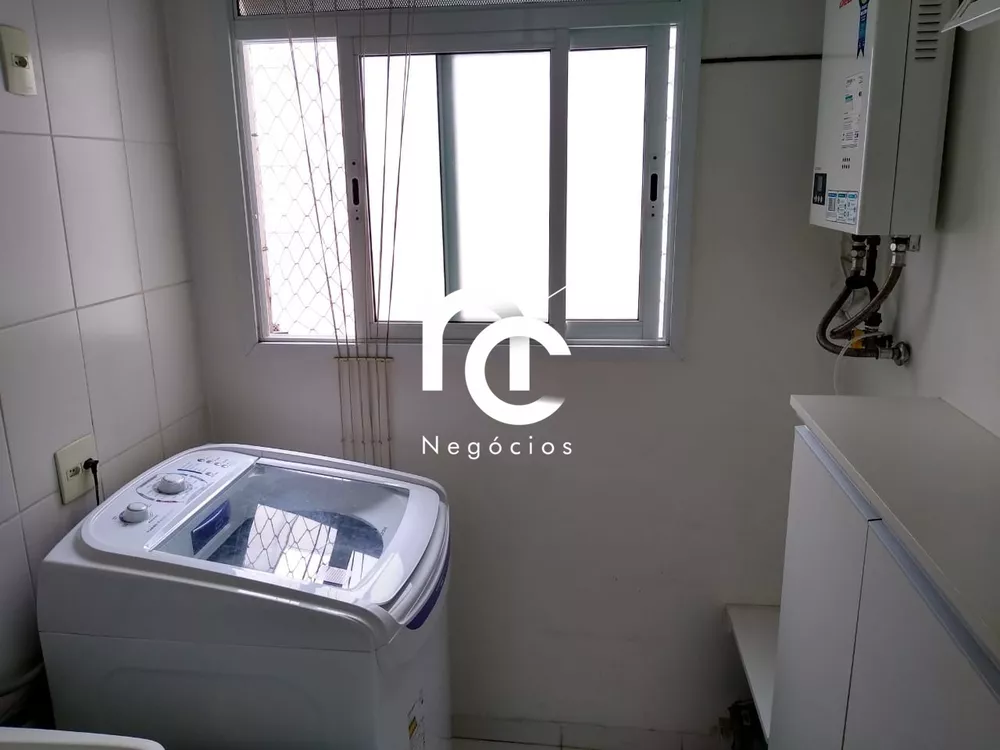 Apartamento à venda com 3 quartos, 80m² - Foto 4